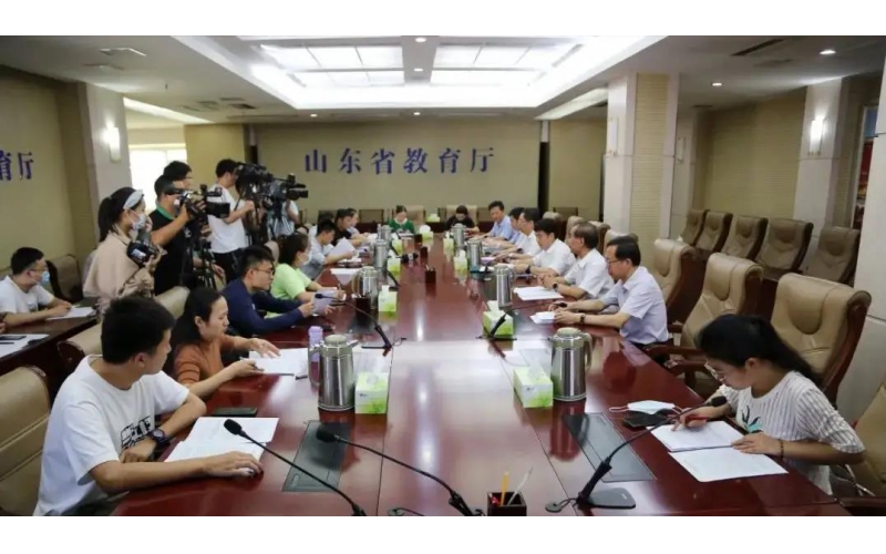 山東省教育廳發(fā)布《關(guān)于2021年職業(yè)教育改革發(fā)展成效明顯的市、縣（市、區(qū)）遴選評(píng)審結(jié)果的公示》